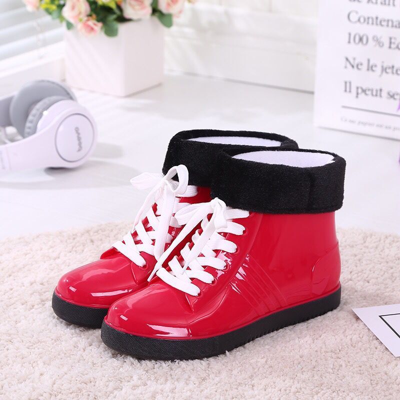 Luna Gummy Rain Drop Boots