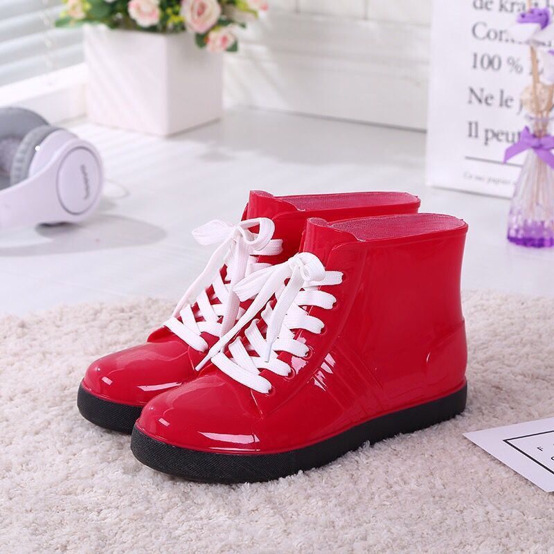 Luna Gummy Rain Drop Boots