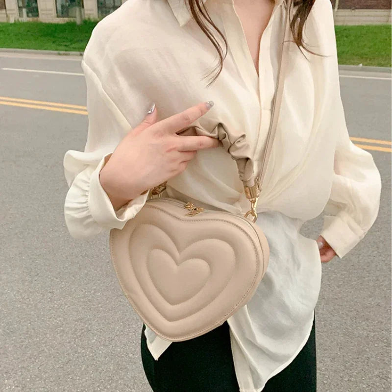 Heart-shaped Lovely Shoulder Bag