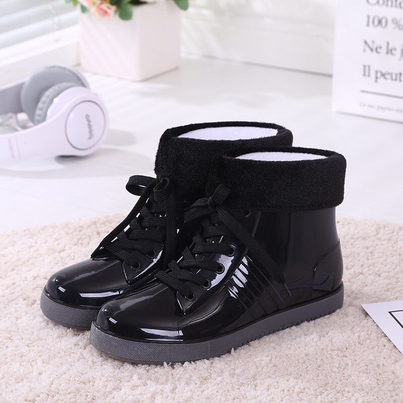 Luna Gummy Rain Drop Boots